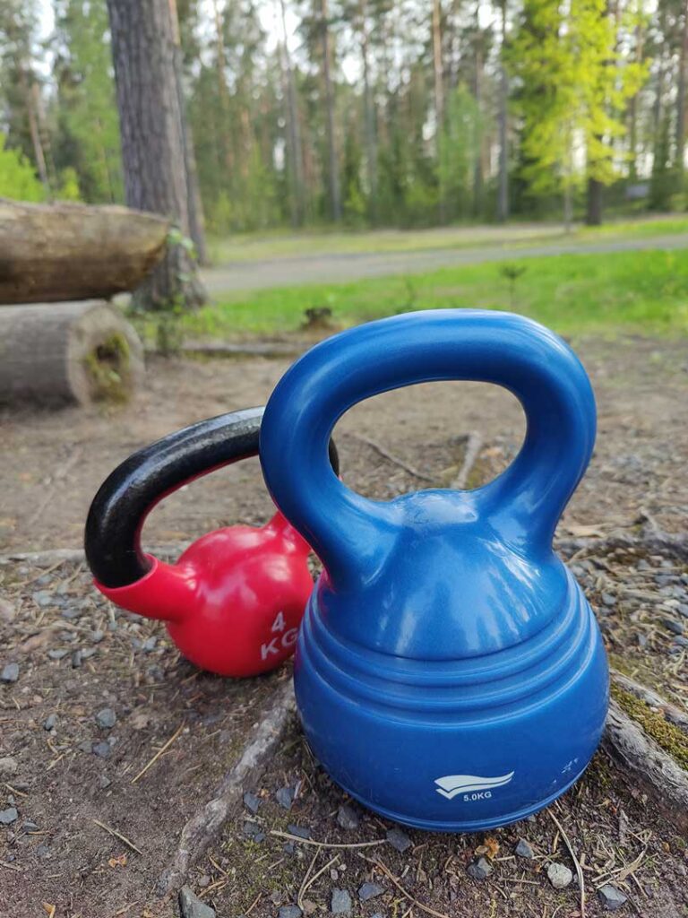 kahvakuula ulkotreeni