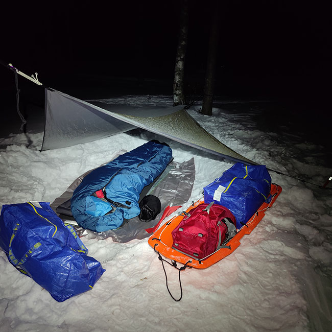 talvi retkeily, nuku talviyö ulkona
